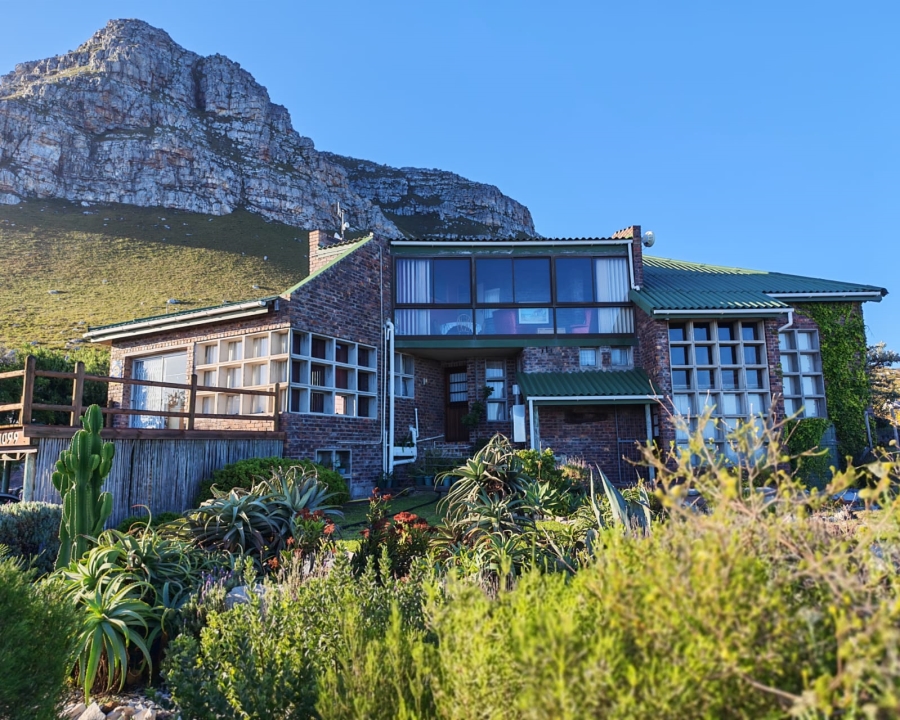4 Bedroom Property for Sale in Bettys Bay Western Cape